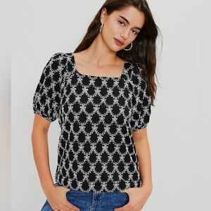 LOFT Black & White Embroidered Eyelet Puff Sleeve Blouse Size: L